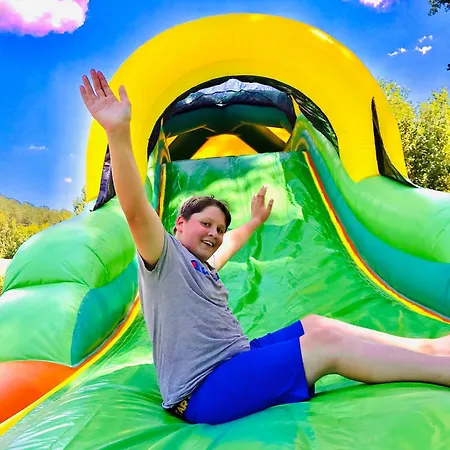 Camping La Ferme De Perdigat 4*