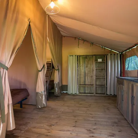 La Ferme De Perdigat 4* 利梅伊