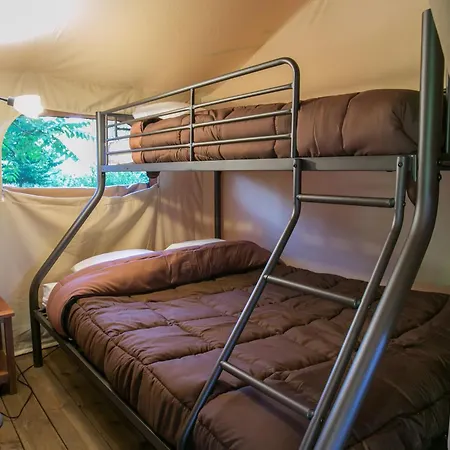 La Ferme De Perdigat אתר קמפינג